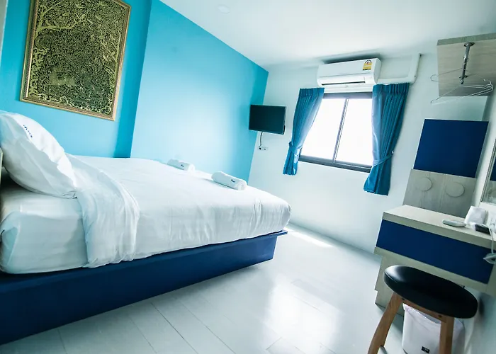 The Seven Luck Hotel 2*