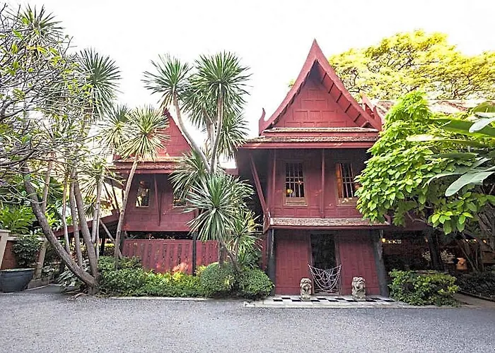 The Seven Luck Hotel 2*